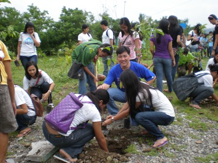 treeplanting.JPG